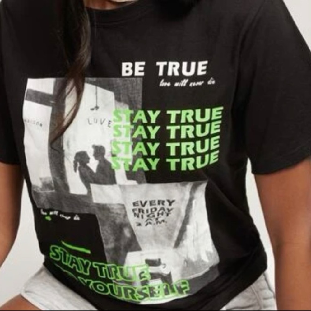 Stay True Graphic Tee